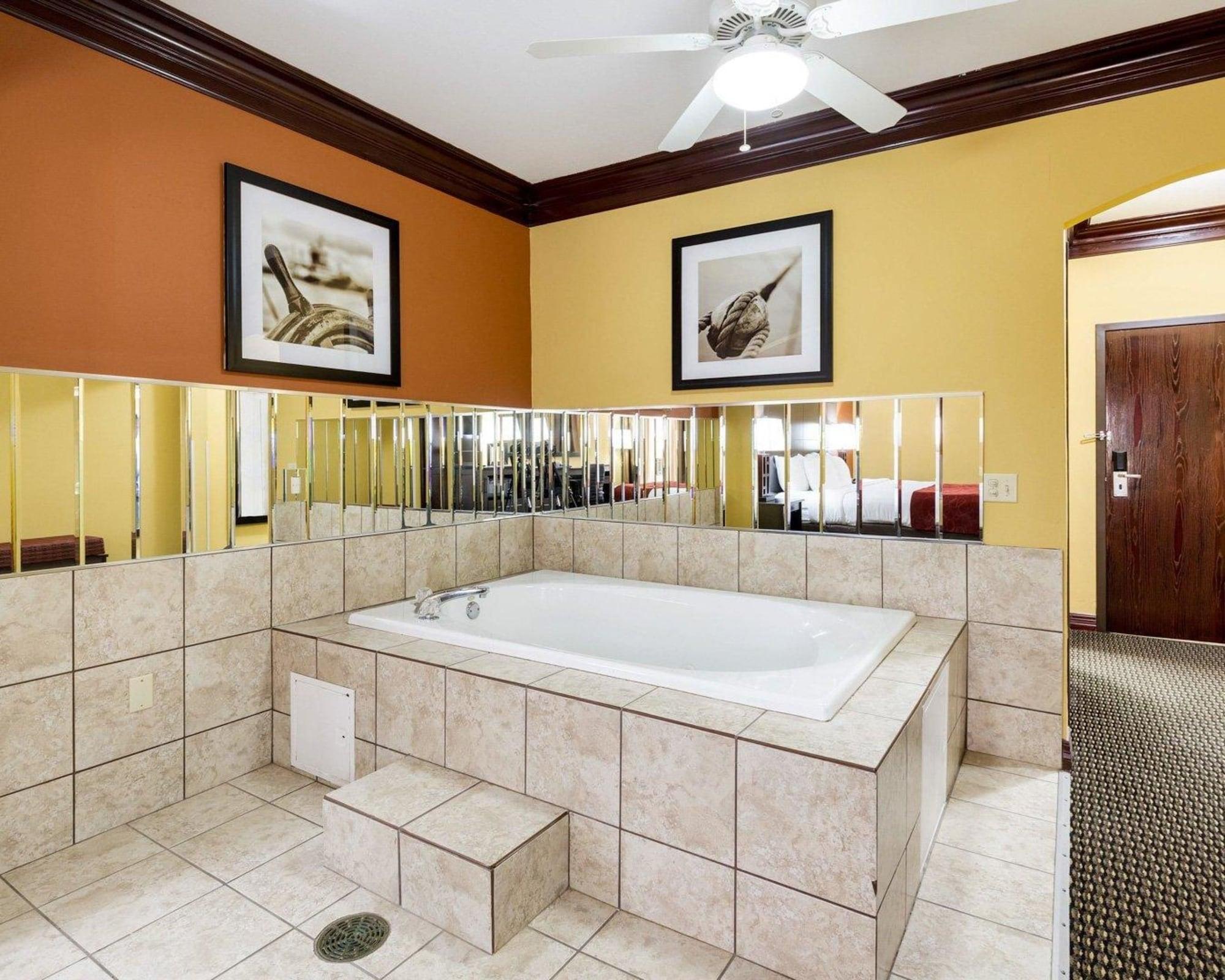 Comfort Suites Lake Jackson Clute Ngoại thất bức ảnh