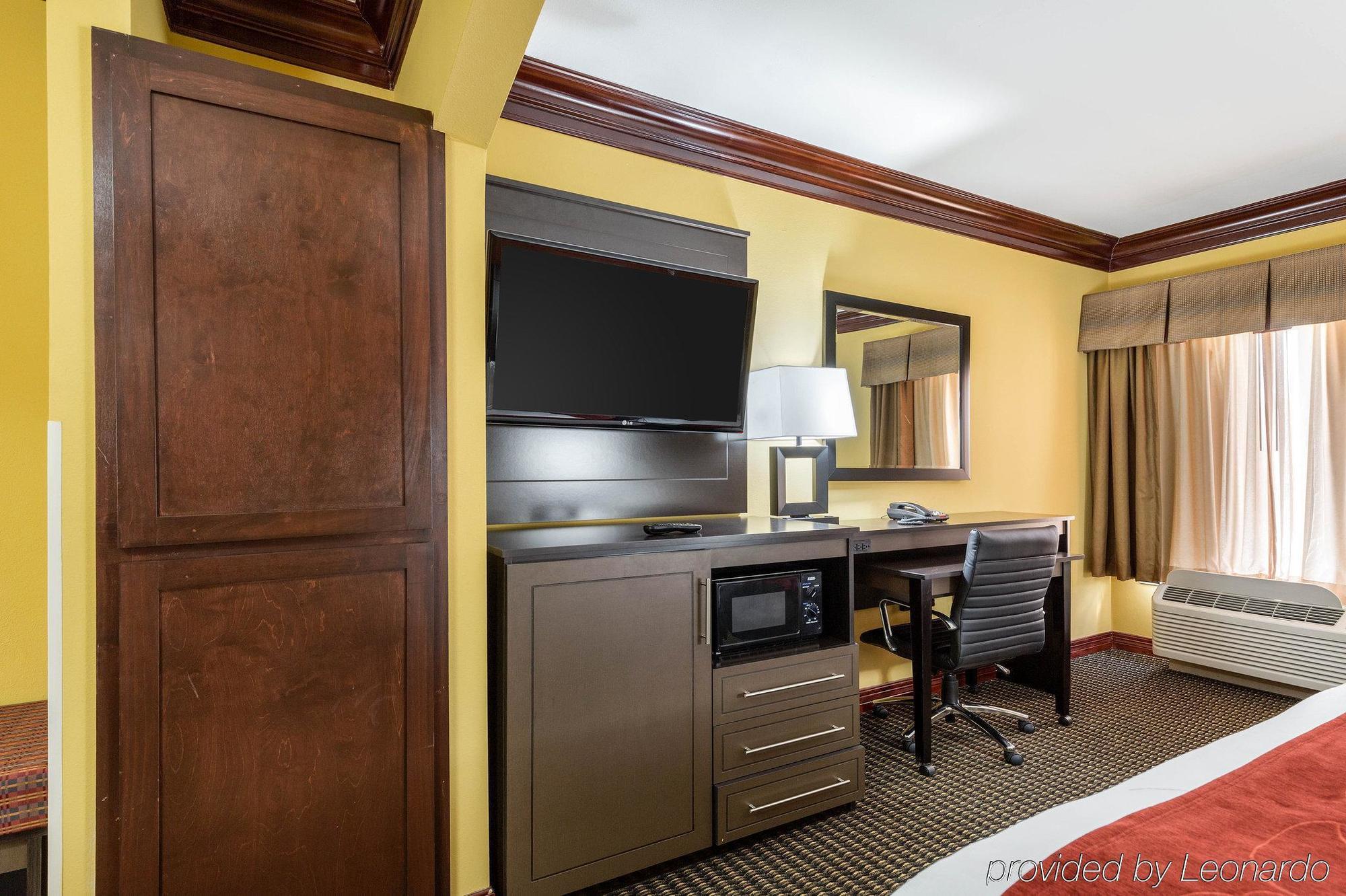 Comfort Suites Lake Jackson Clute Ngoại thất bức ảnh