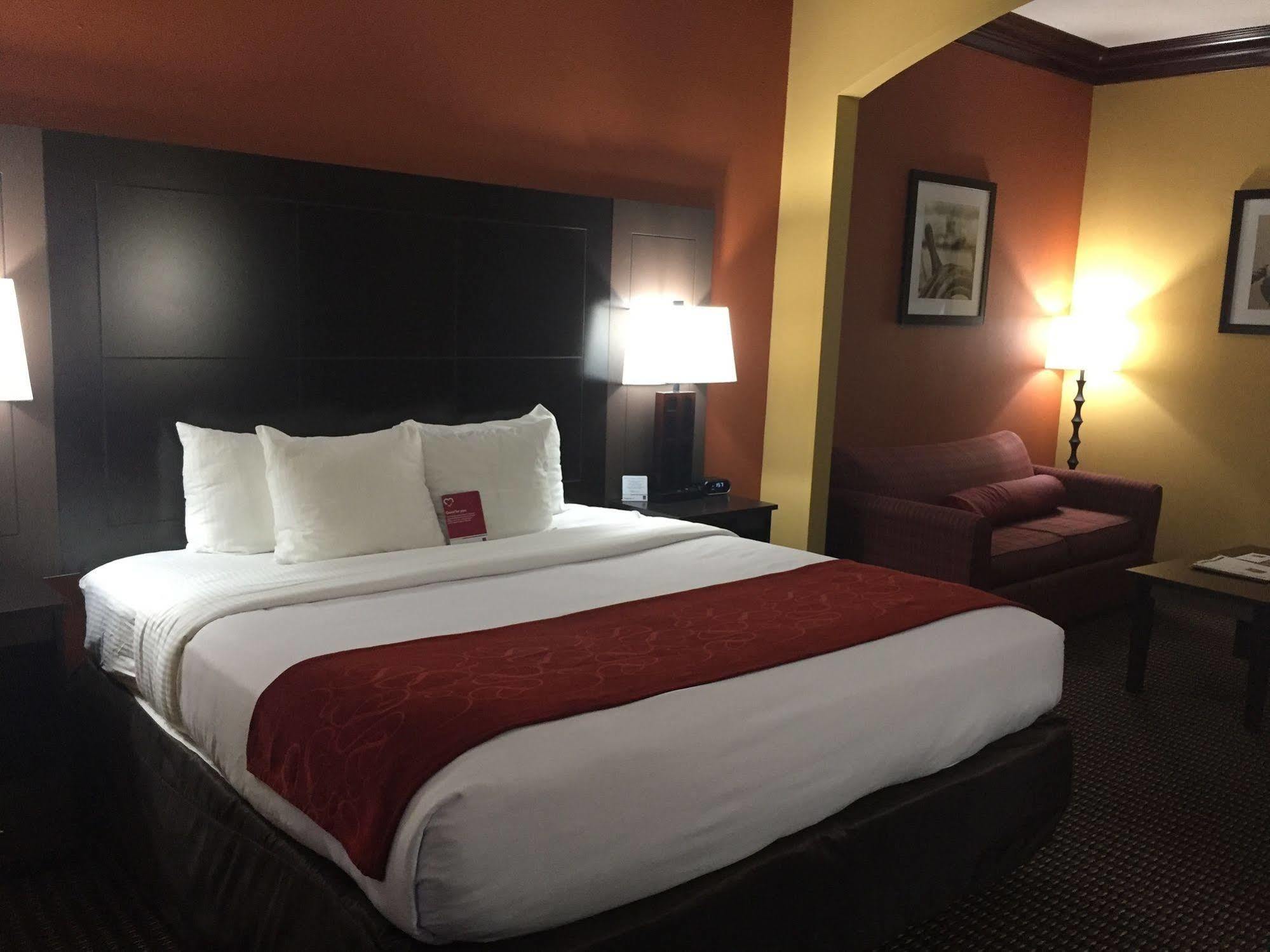 Comfort Suites Lake Jackson Clute Ngoại thất bức ảnh