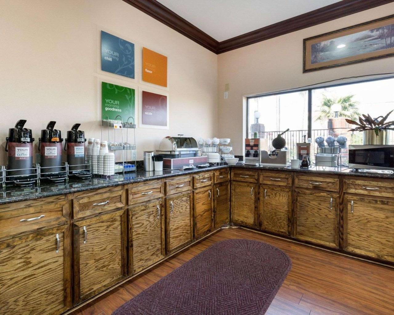Comfort Suites Lake Jackson Clute Ngoại thất bức ảnh