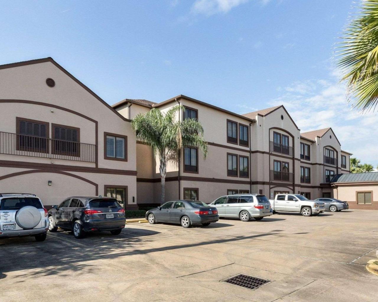 Comfort Suites Lake Jackson Clute Ngoại thất bức ảnh